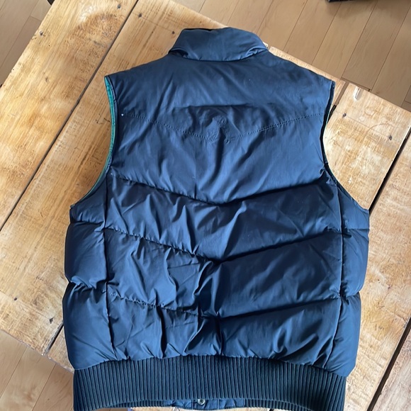 Black Down Vest - Picture 4 of 4